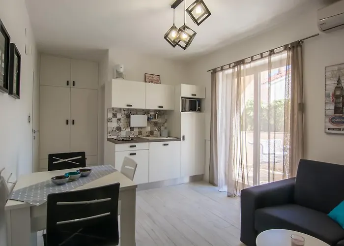 Sun شقة زادار